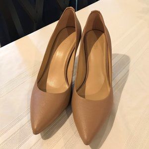 Michael Kors Mid Pump